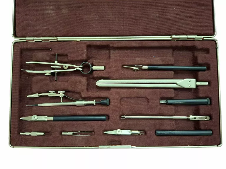 zestaw-kreslarski-h4k-14-1-01-stan-11323-2