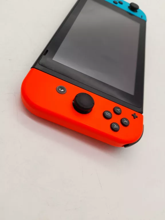 KONSOLA NINTENDO SWITCH HAC-001 +STACJA DOKUJĄCA