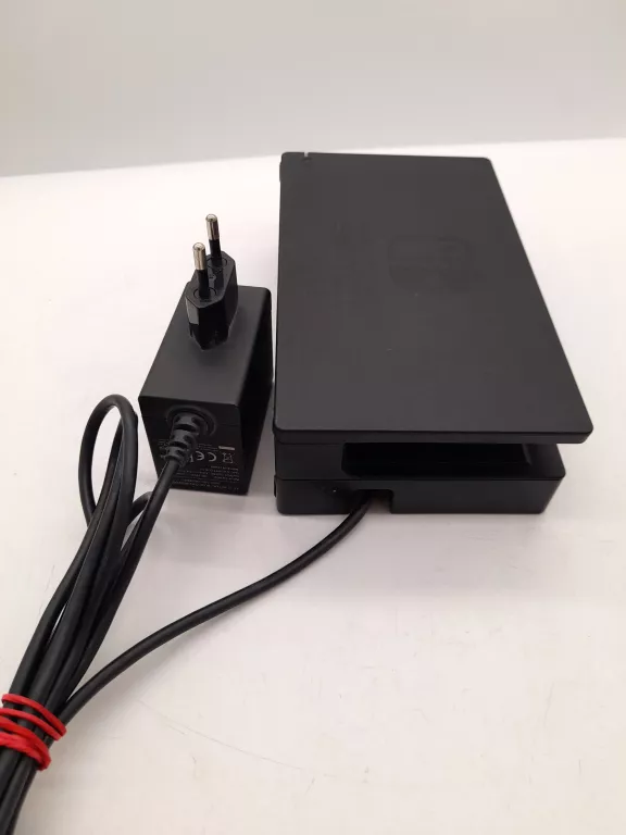 KONSOLA NINTENDO SWITCH HAC-001 +STACJA DOKUJĄCA