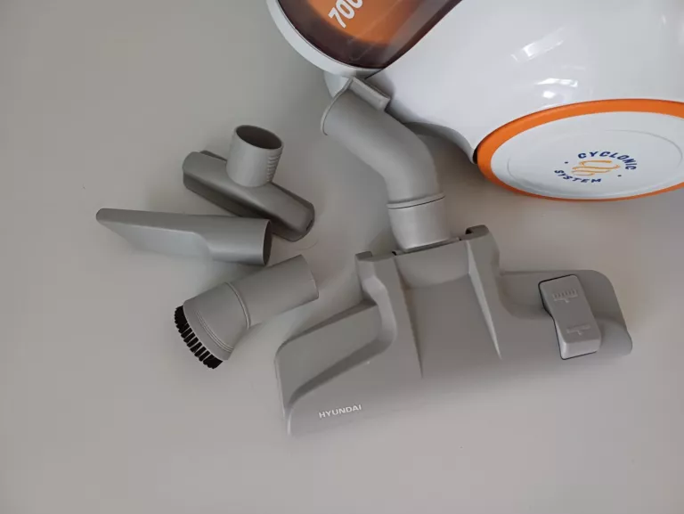 ODKURZACZ BEZWORKOWY HYUNDAI VC009