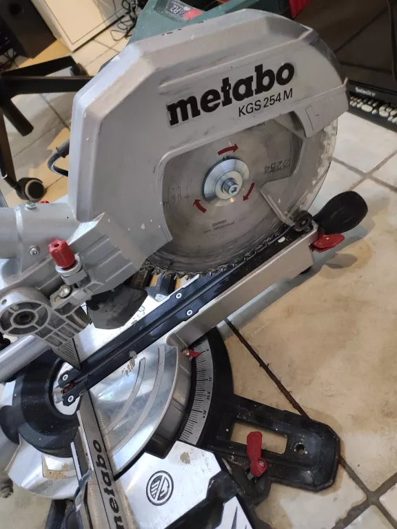 UKOŚNICA METABO KGS254M