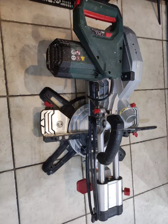 UKOŚNICA METABO KGS254M