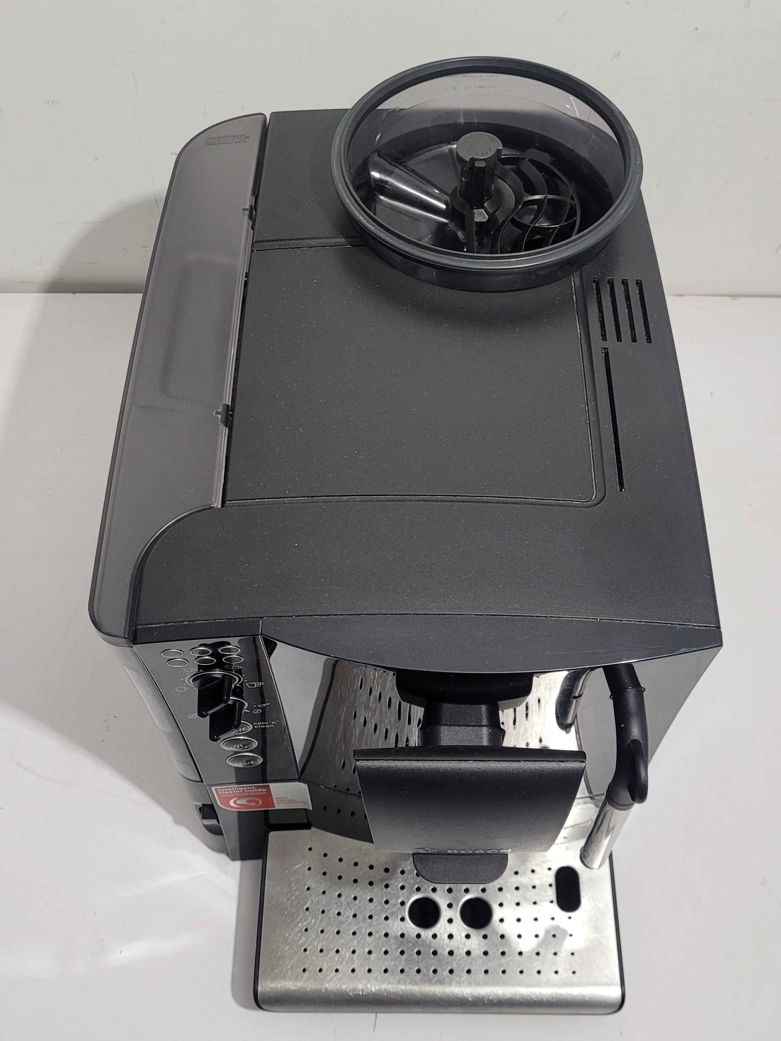 automatyczny-cisnieniowy-ekspres-do-kawy-bosch-verocafe-model-tes50129rw-rodzaje-kawy-246269-1