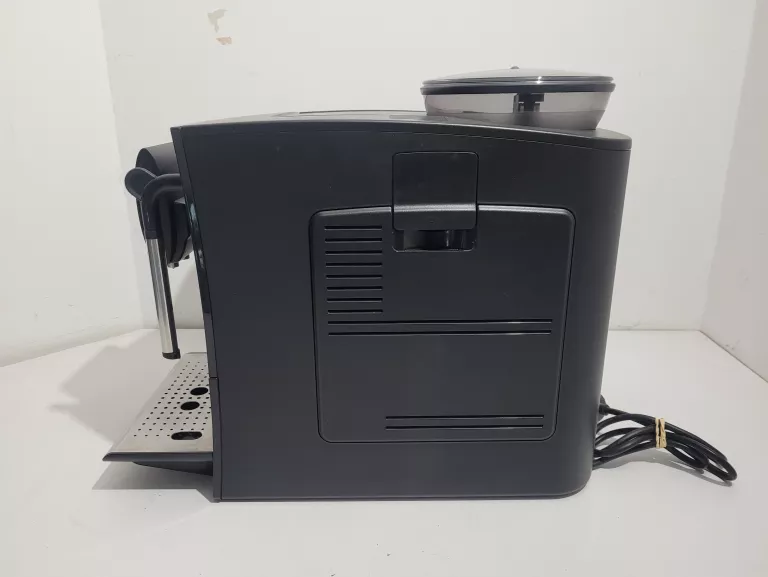 automatyczny-cisnieniowy-ekspres-do-kawy-bosch-verocafe-model-tes50129rw-kod-producenta-tes50129rw