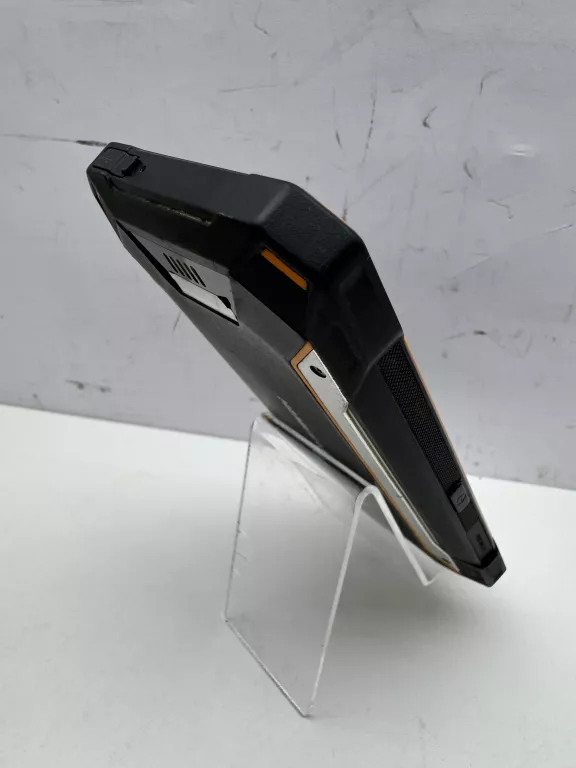 TELEFON HAMMER ENERGY 18X9 3 GB / 32 GB 4G