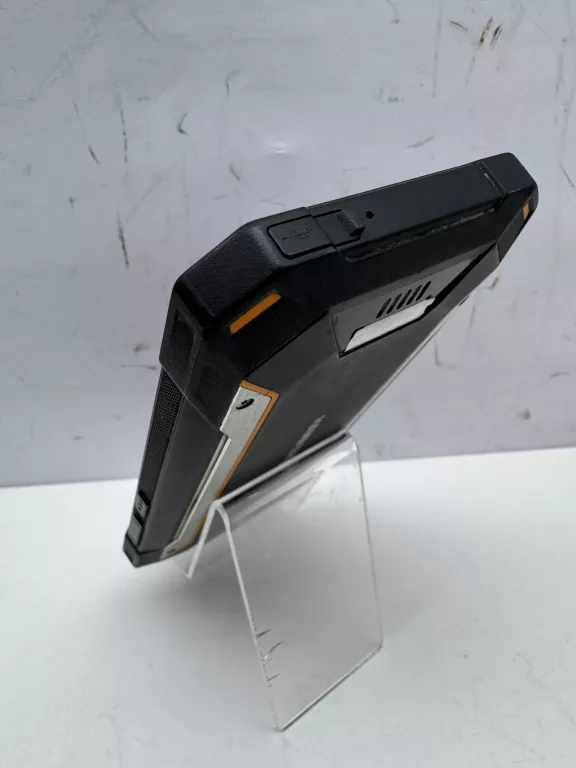 TELEFON HAMMER ENERGY 18X9 3 GB / 32 GB 4G