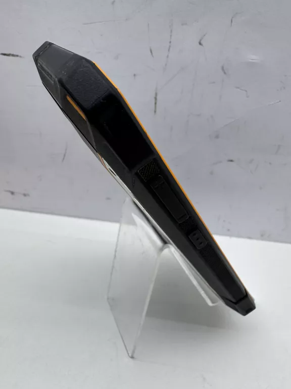 TELEFON HAMMER ENERGY 18X9 3 GB / 32 GB 4G