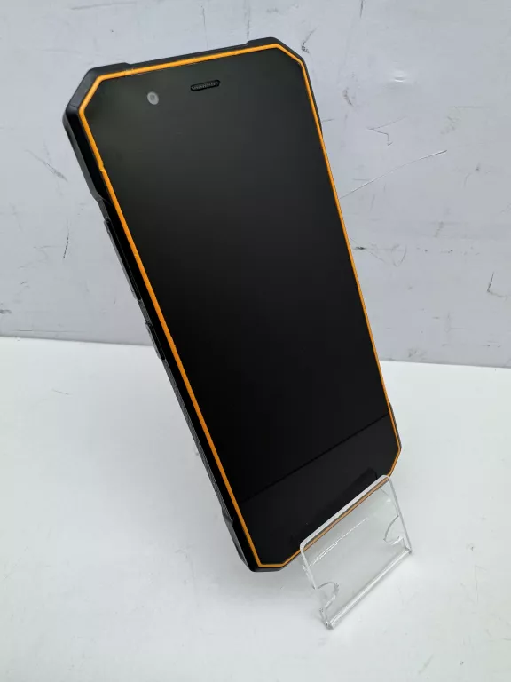 TELEFON HAMMER ENERGY 18X9 3 GB / 32 GB 4G