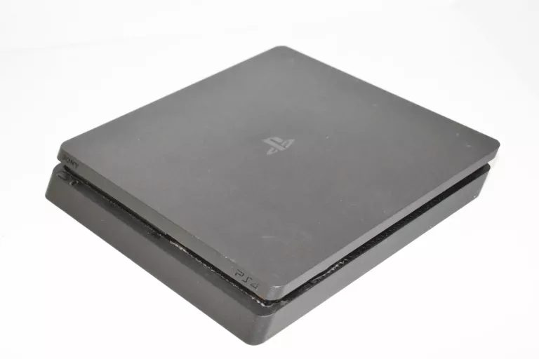 KONSOLA PS4 500GB + 2 PADY