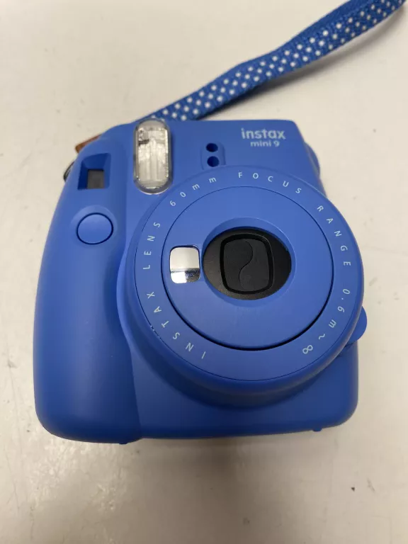 APARAT INSTAX MINI 9