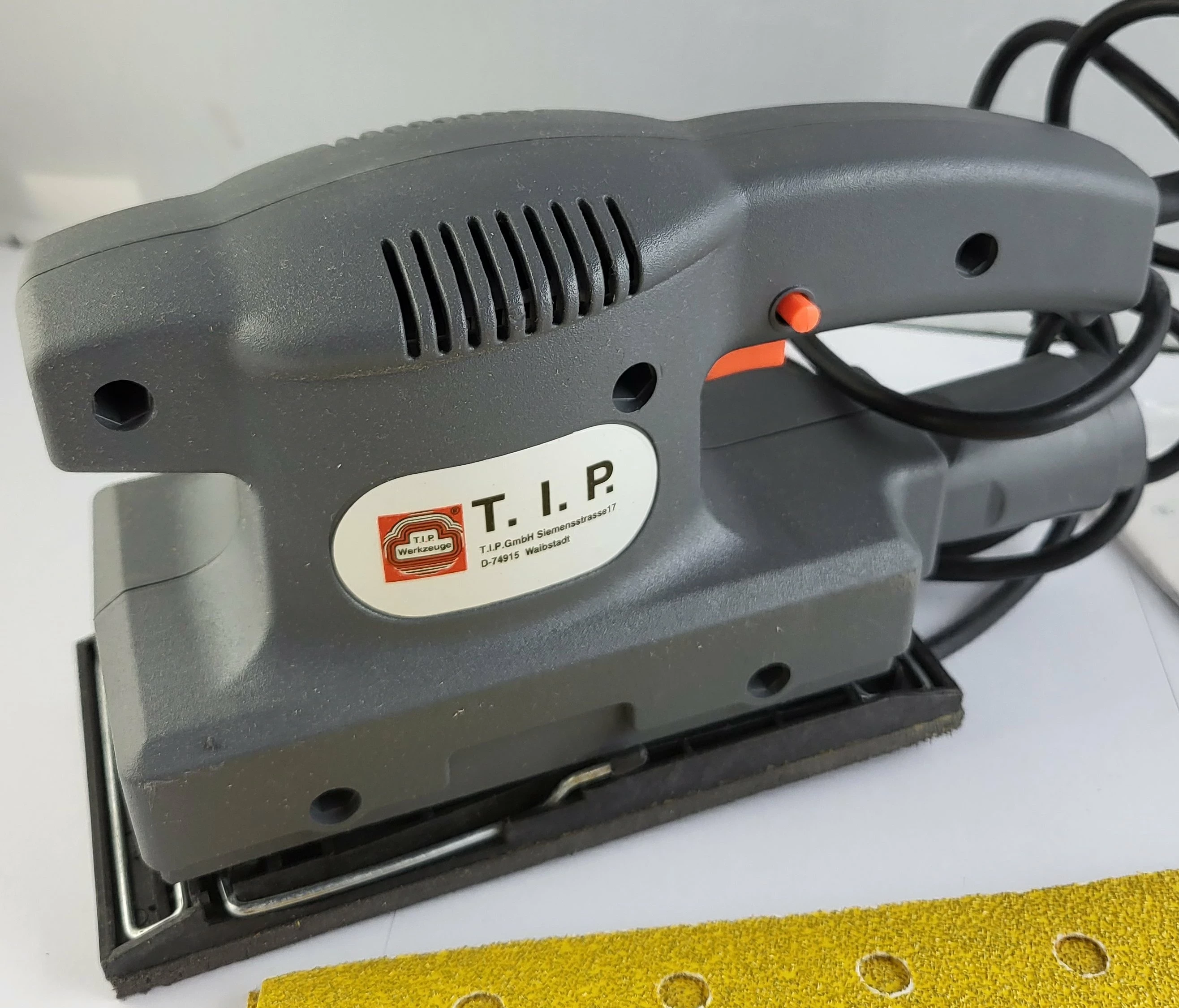 szlifierka-oscylacyjna-tip-ss-170-rodzaj-zasilania-128529-2