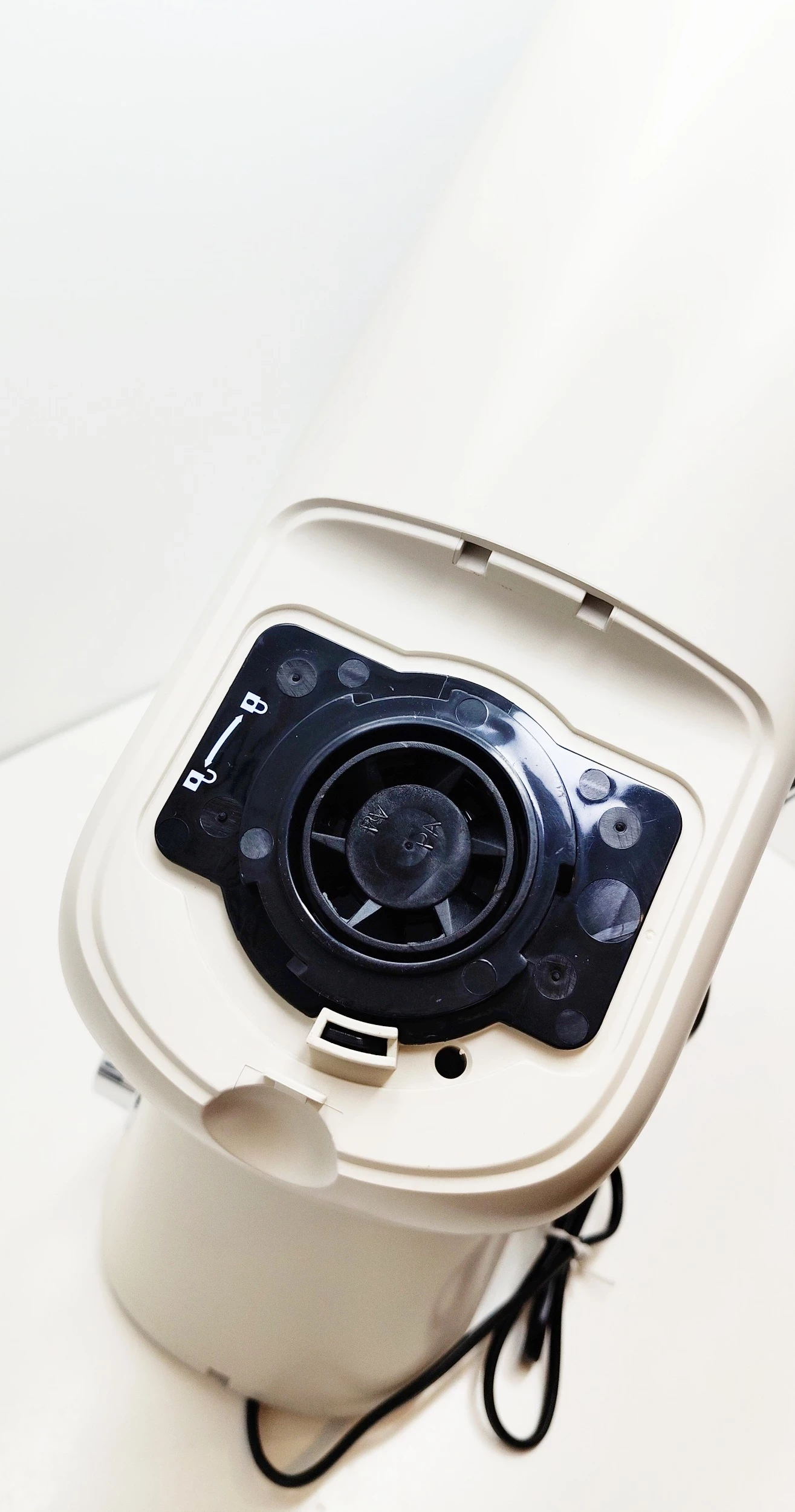 robot-kuchenny-planetarny-silvercrest-skmw-900-b2-bezowy-900w-kolor-dominujacy-129357-14