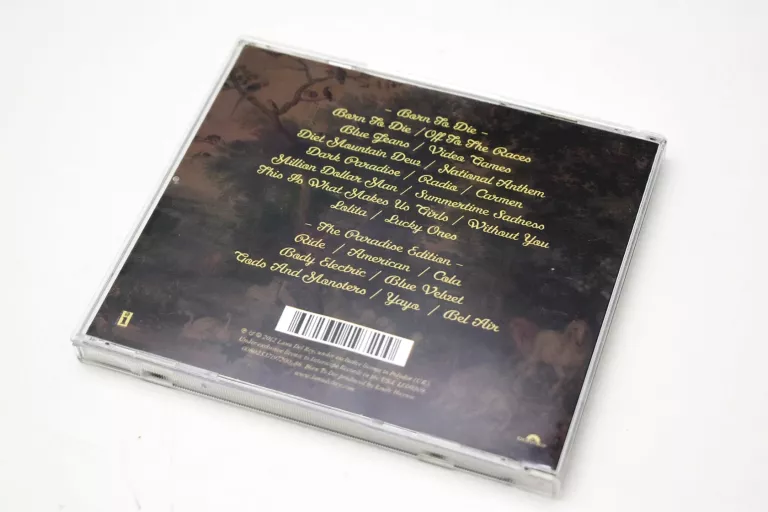 LANA DEL REY – BORN TO DIE (BRAK JEDNEJ PŁYTY)