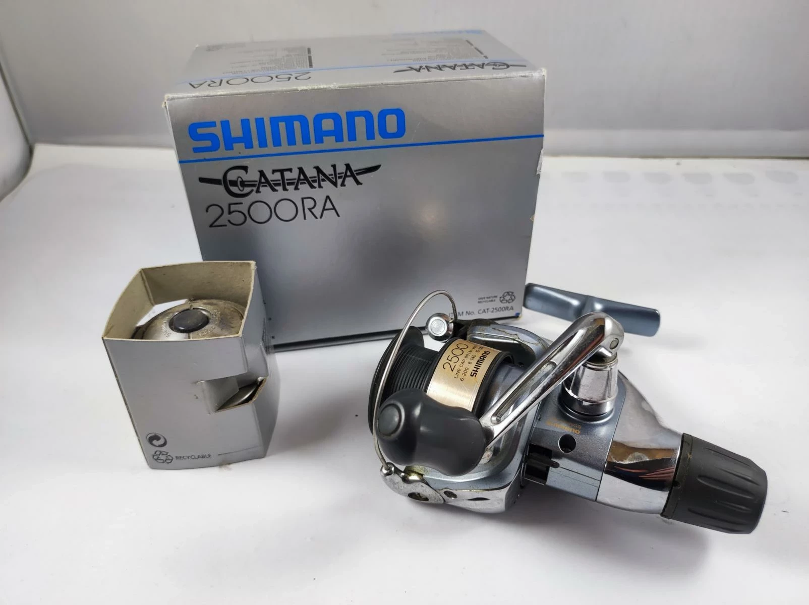 kolowrotek-shimano-catana-2500ra-pudelko-wielka-rzeznicka-1-srem-centrum