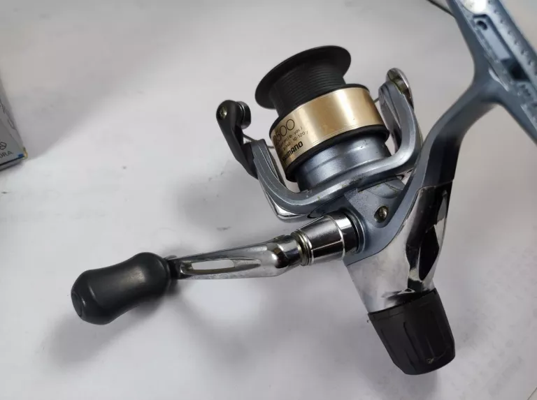 kolowrotek-shimano-catana-2500ra-pudelko-kod-producenta-2500ra