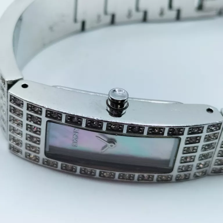 piekny-zegarek-damski-dkny-okazja-stan-11323-2