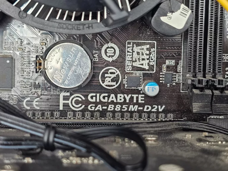 KOMPUTER STACJONARNY INTEL CORE I3-4160 8GB RAM 512GB SSD MSI GTX 750 TI