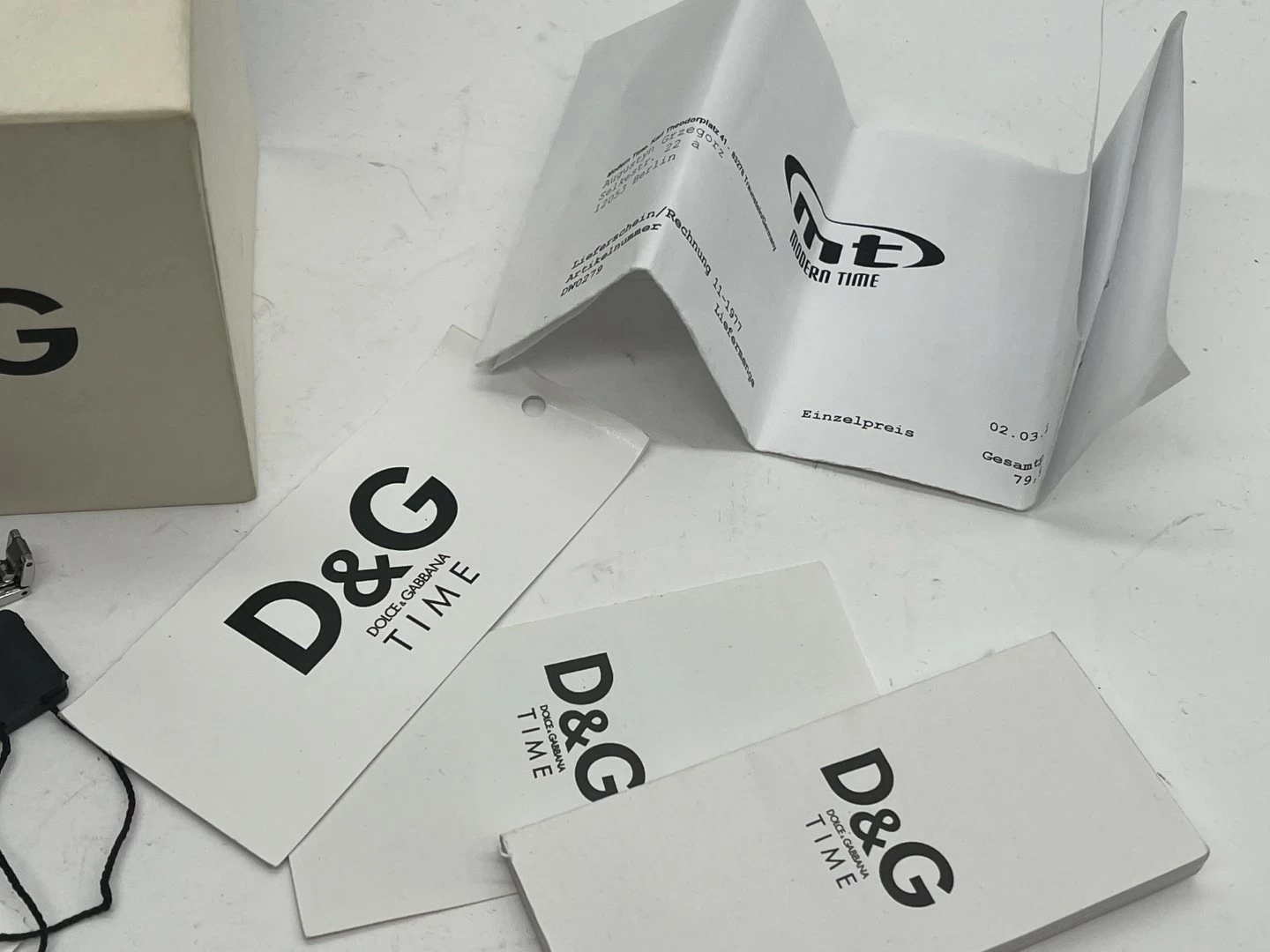 dg-dolce-gabbana-zegarek-damski-na-reke-ean-gtin-00000000