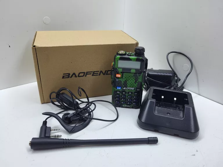 KRÓTKOFALÓWKA UV-5R HTQ 5W