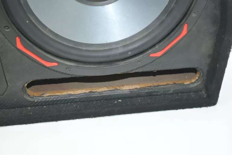 SUBWOOFER AKTYWNY BLG