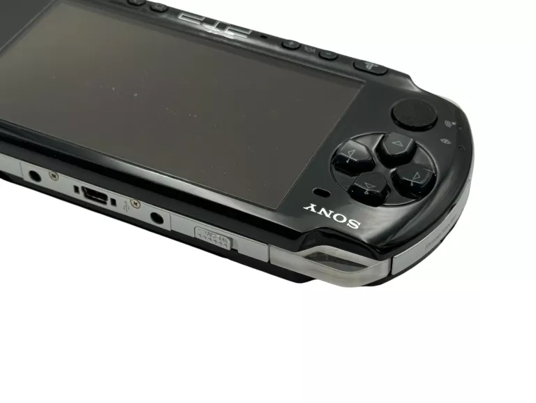 KONSOLA SONY PLAYSTATION PORTABLE SLIM PSP-3004 PIANO BLACK + 2X GRA