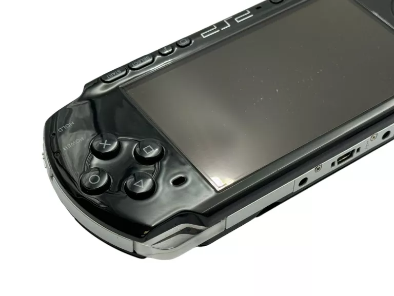 KONSOLA SONY PLAYSTATION PORTABLE SLIM PSP-3004 PIANO BLACK + 2X GRA