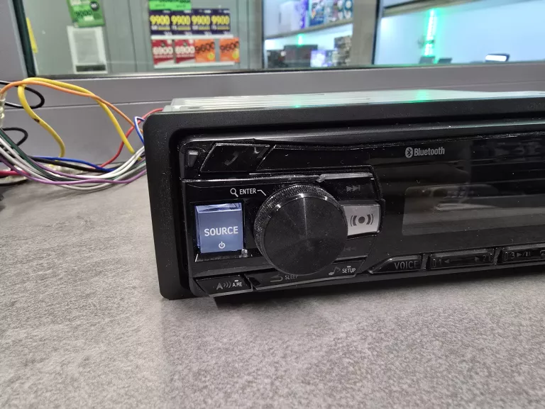 RADIO SAMOCHODOWE ALPINE UTE-201BT