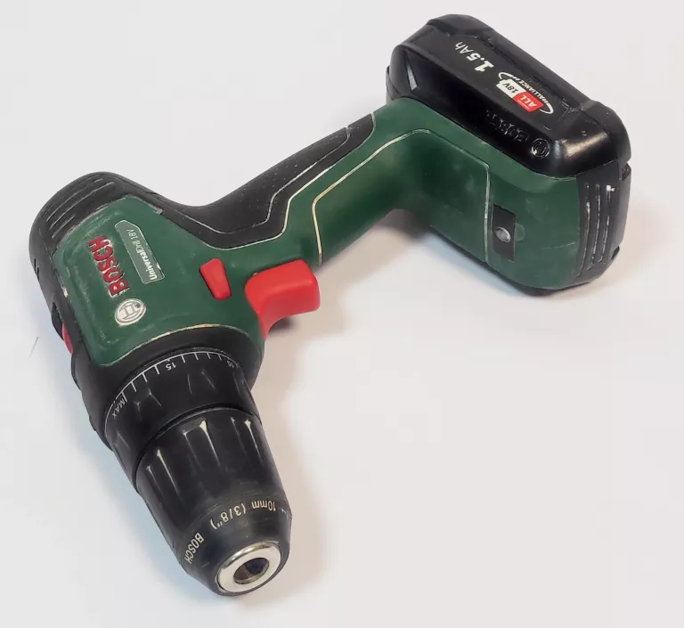 WKRĘTARKA BOSCH UNIVERSAL DRILL 18 V KOMPLET