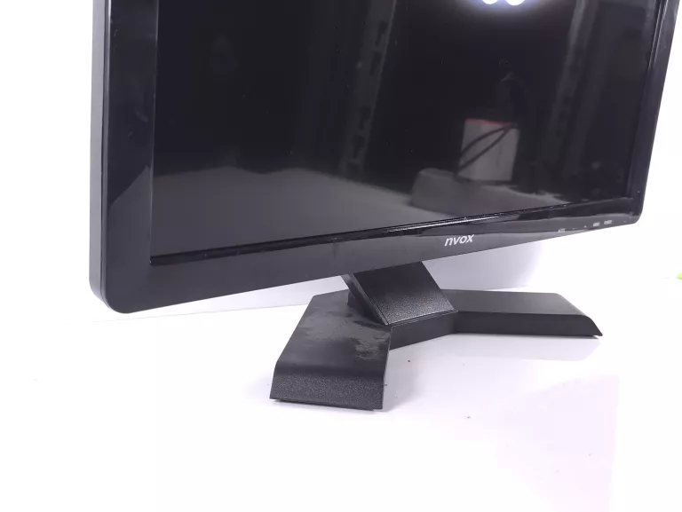 TELEWIZOR 19" NVOX 19C510B2 Z PILOTEM