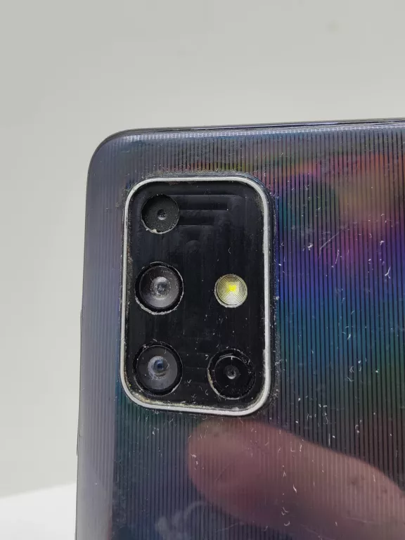 TELEFON SAMSUNG GALAXY A71 PĘKNIĘTY EKRAN OPIS!