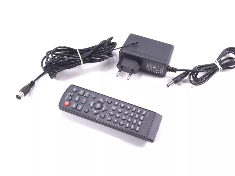 TELEWIZOR 19" NVOX 19C510B2 Z PILOTEM