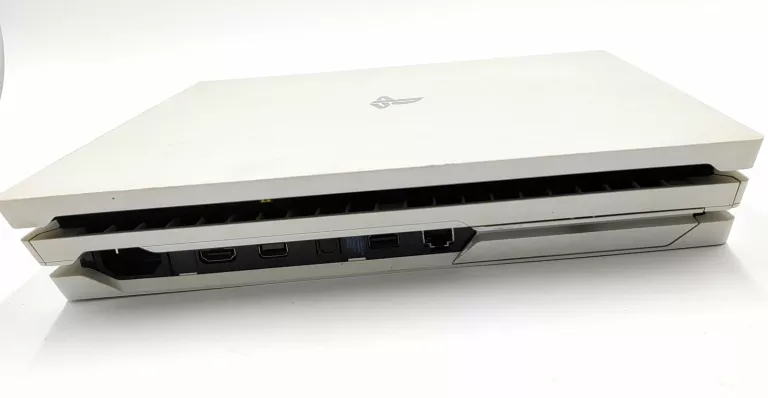 konsola-ps4-pro-1tb-biala-pady-dysk-wbudowana-pamiec-5179-352249