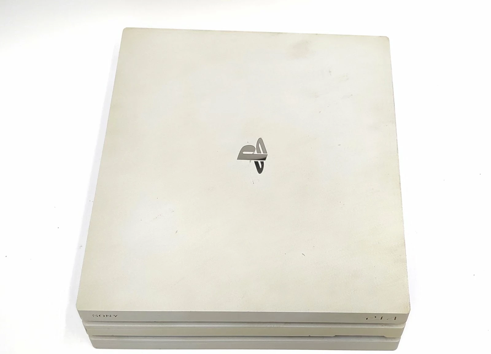 konsola-ps4-pro-1tb-biala-pady-liczba-kontrolerow-w-zestawie-205994-225554