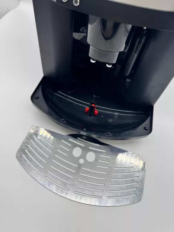 EKSPRES DELONGHI ESAM 3000.B MAGNIFICA 1450W