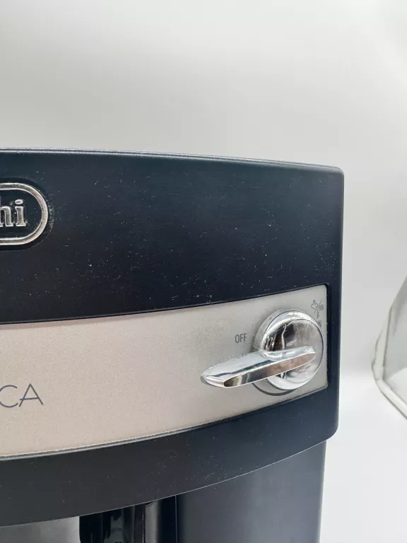 EKSPRES DELONGHI ESAM 3000.B MAGNIFICA 1450W