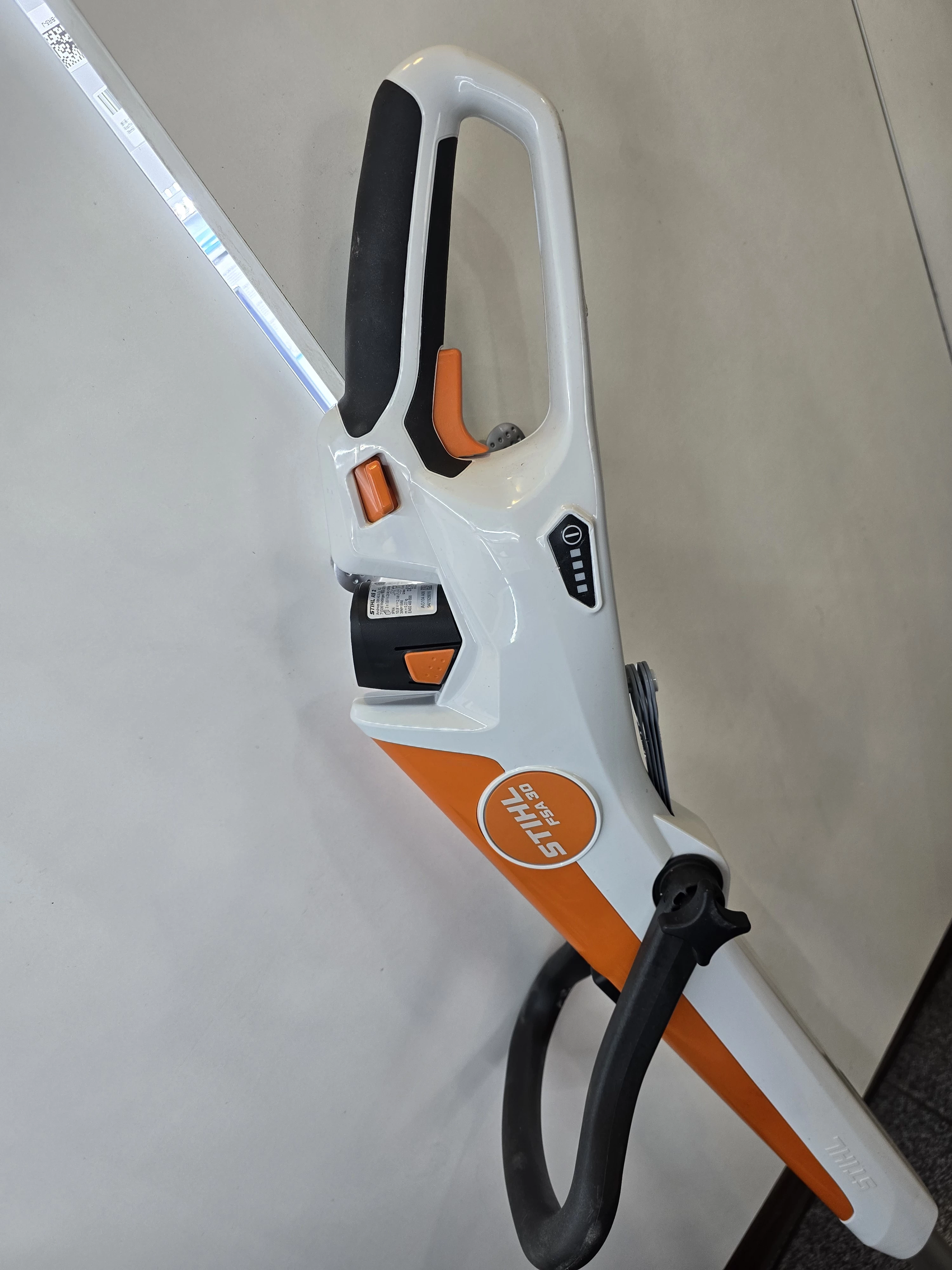 stihl-akumulatorowa-kosa-podkaszarka-trymer-fsa-30-2xaku-ladowarka-waga-narzedzia-230