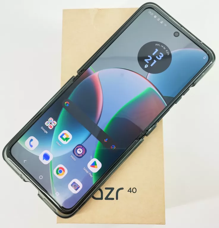 MOTOROLA RAZR 40 8 / 256GB + PUDEŁKO