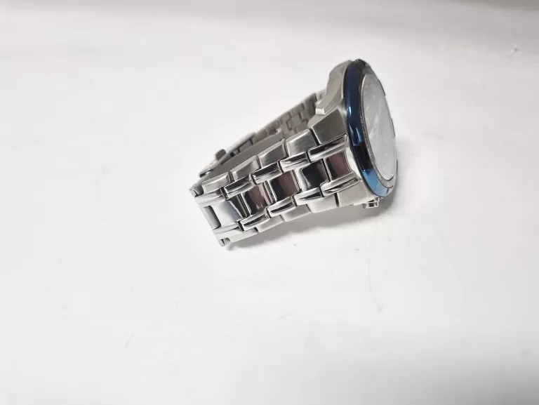 ZEGAREK CASIO EDIFICE EFR-539D-1A2VUEF
