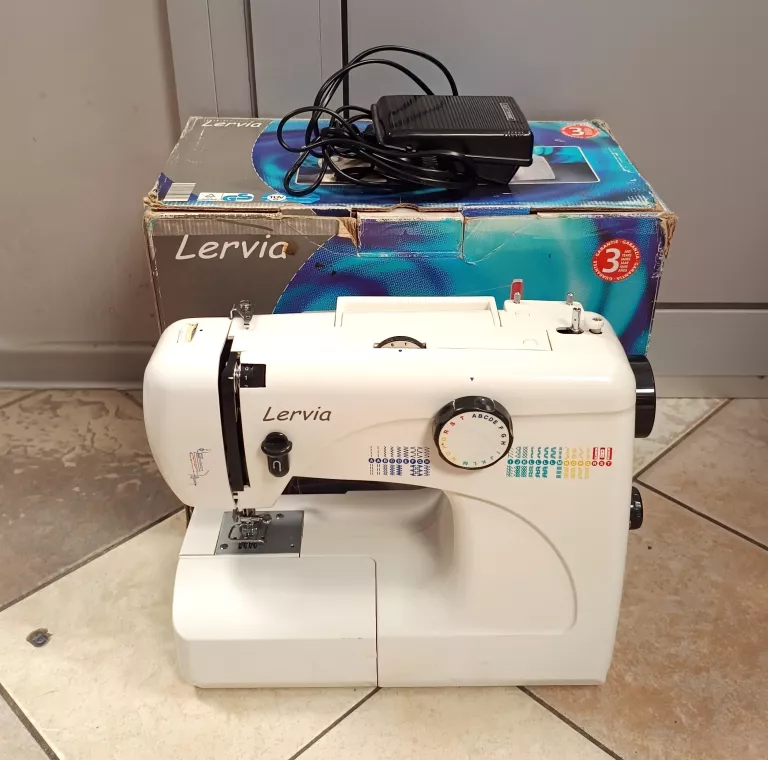 maszyna-do-szycia-lervia-564-komplet-aleja-jana-pawla-ii-9b-reda