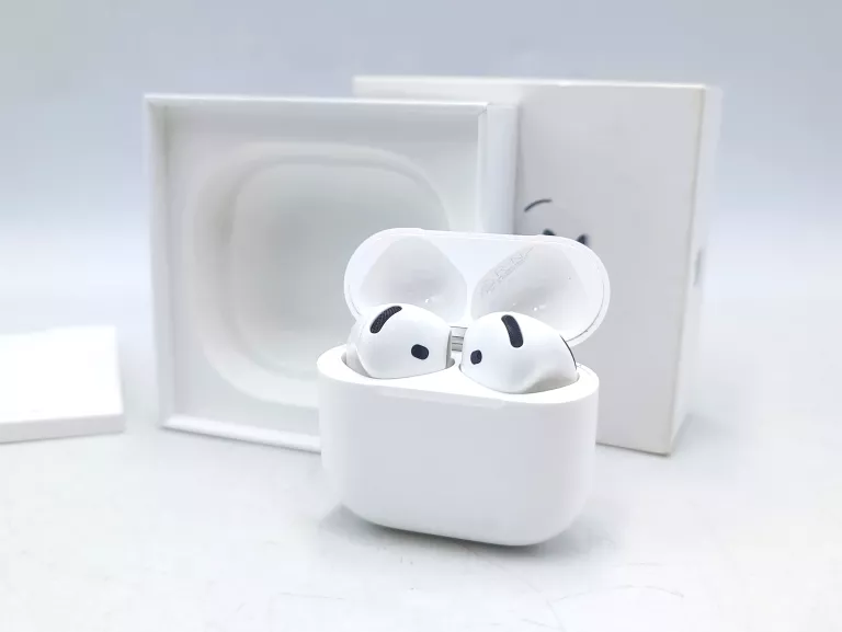 SŁUCHAWKI AIRPODS 4