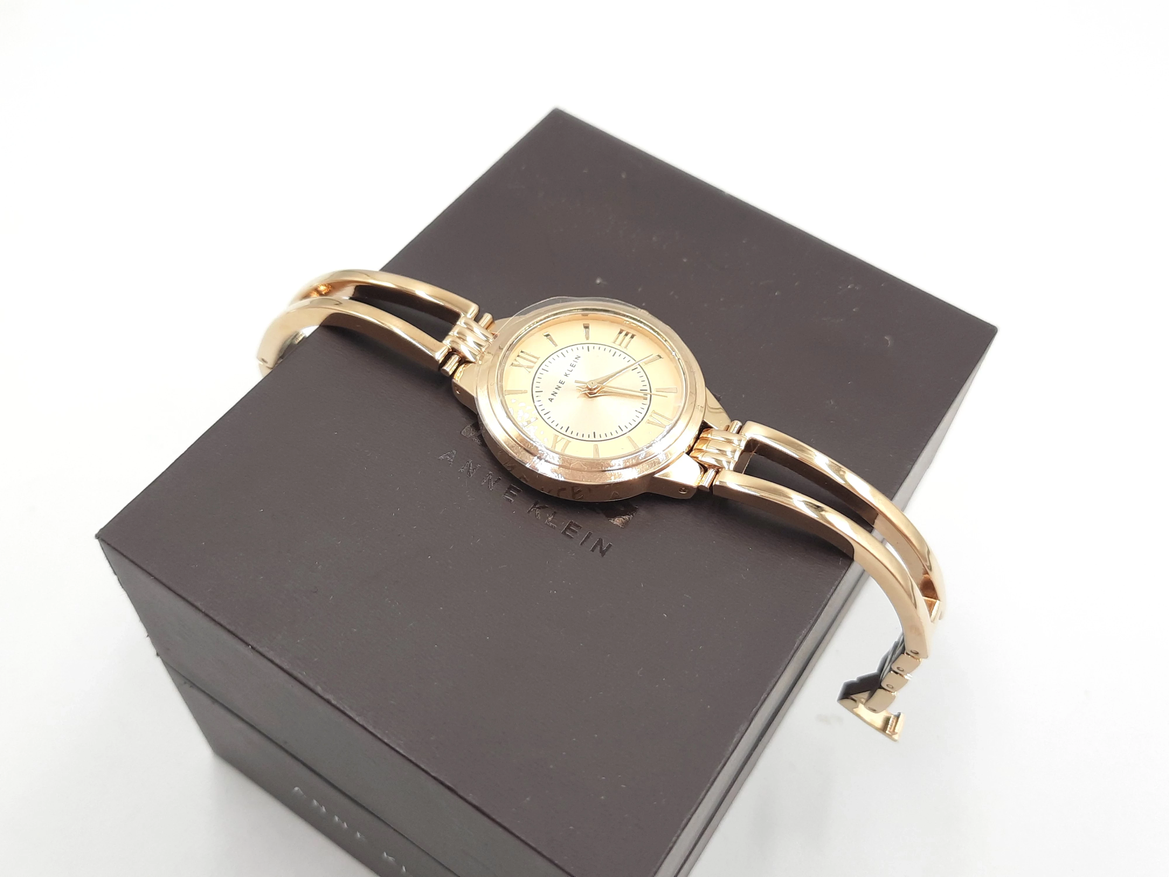 zegarek-damski-anne-klein-y121e-stan-11323-2