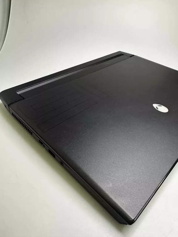 laptop-alienware-m15-r3-322tb-i9-rtx-2070-super-liczba-rdzeni-procesora-4329-7