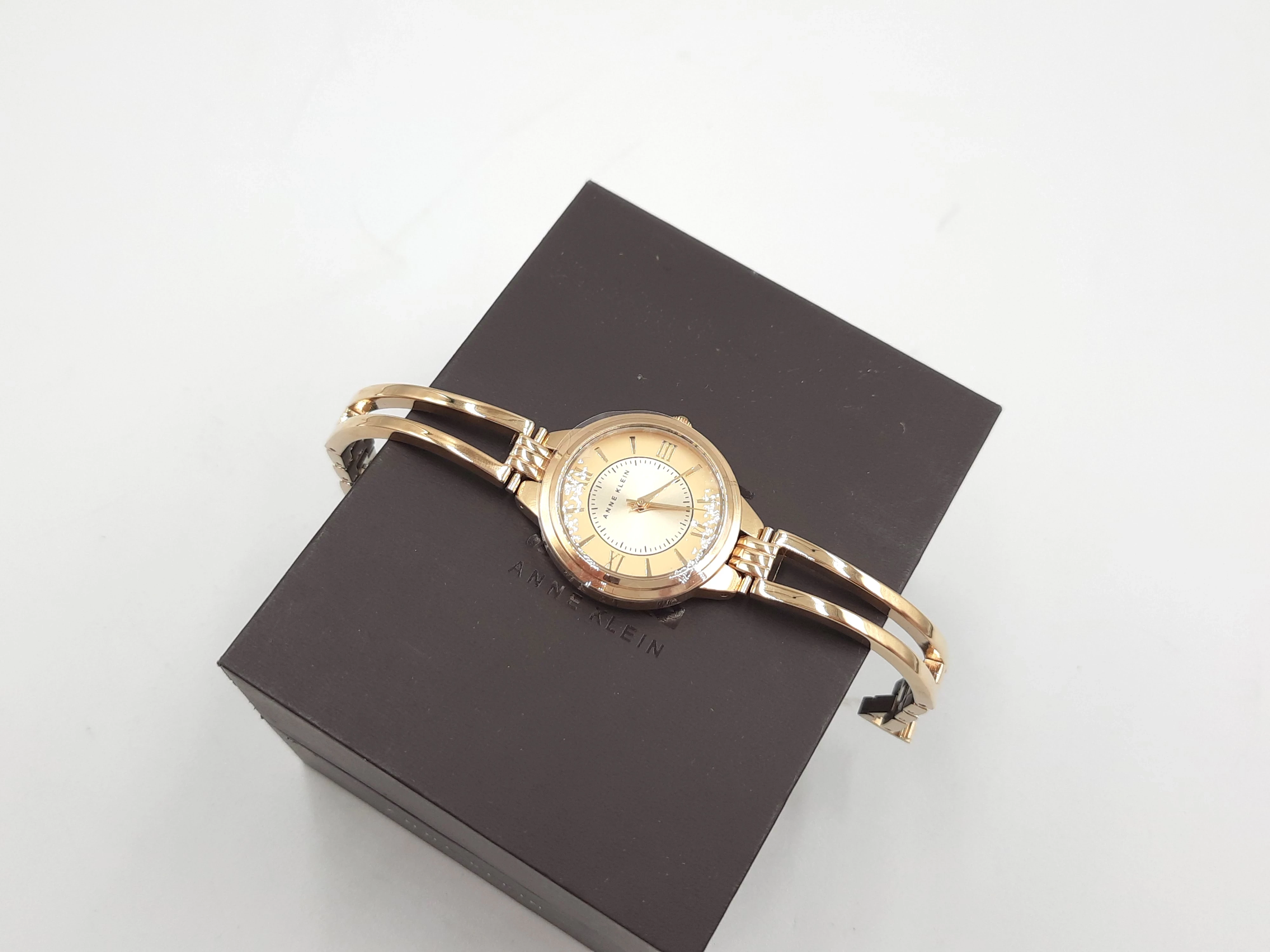 zegarek-damski-anne-klein-y121e-rodzaj-129220-1