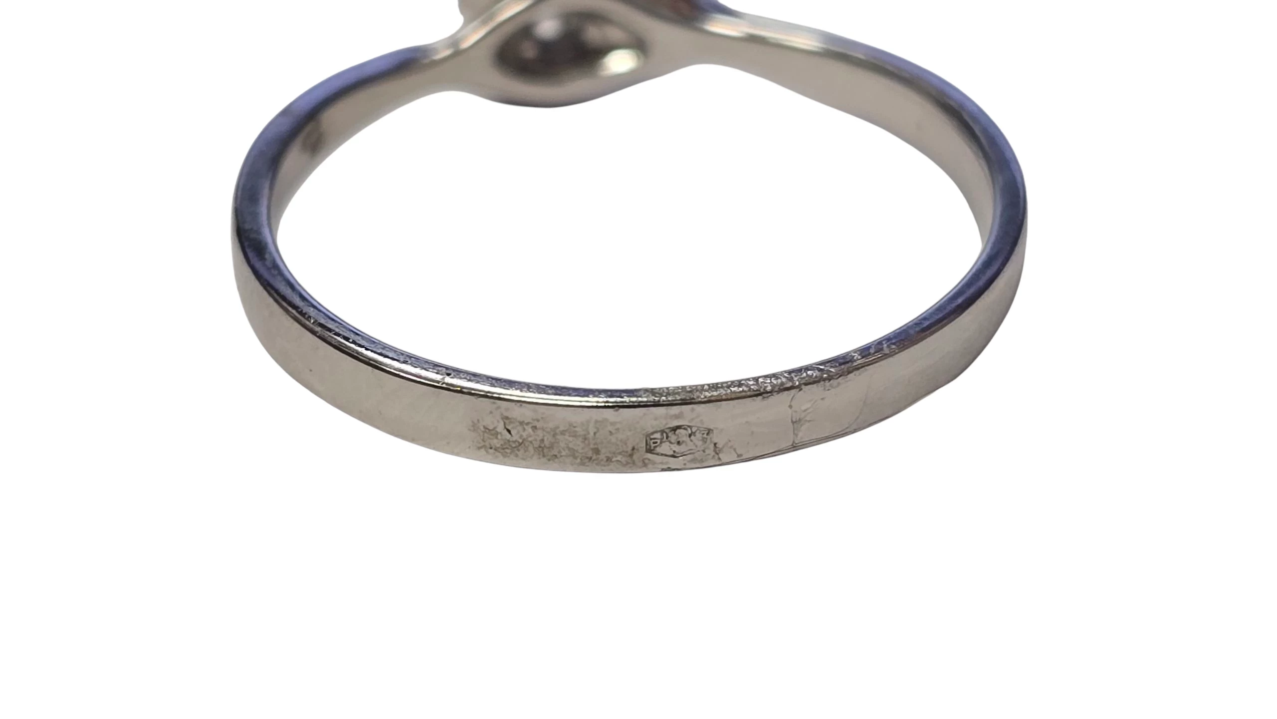 zloty-pierscionek-585-14k-rozmiar-14-160g-biale-zloto-ean-gtin-5900025448069