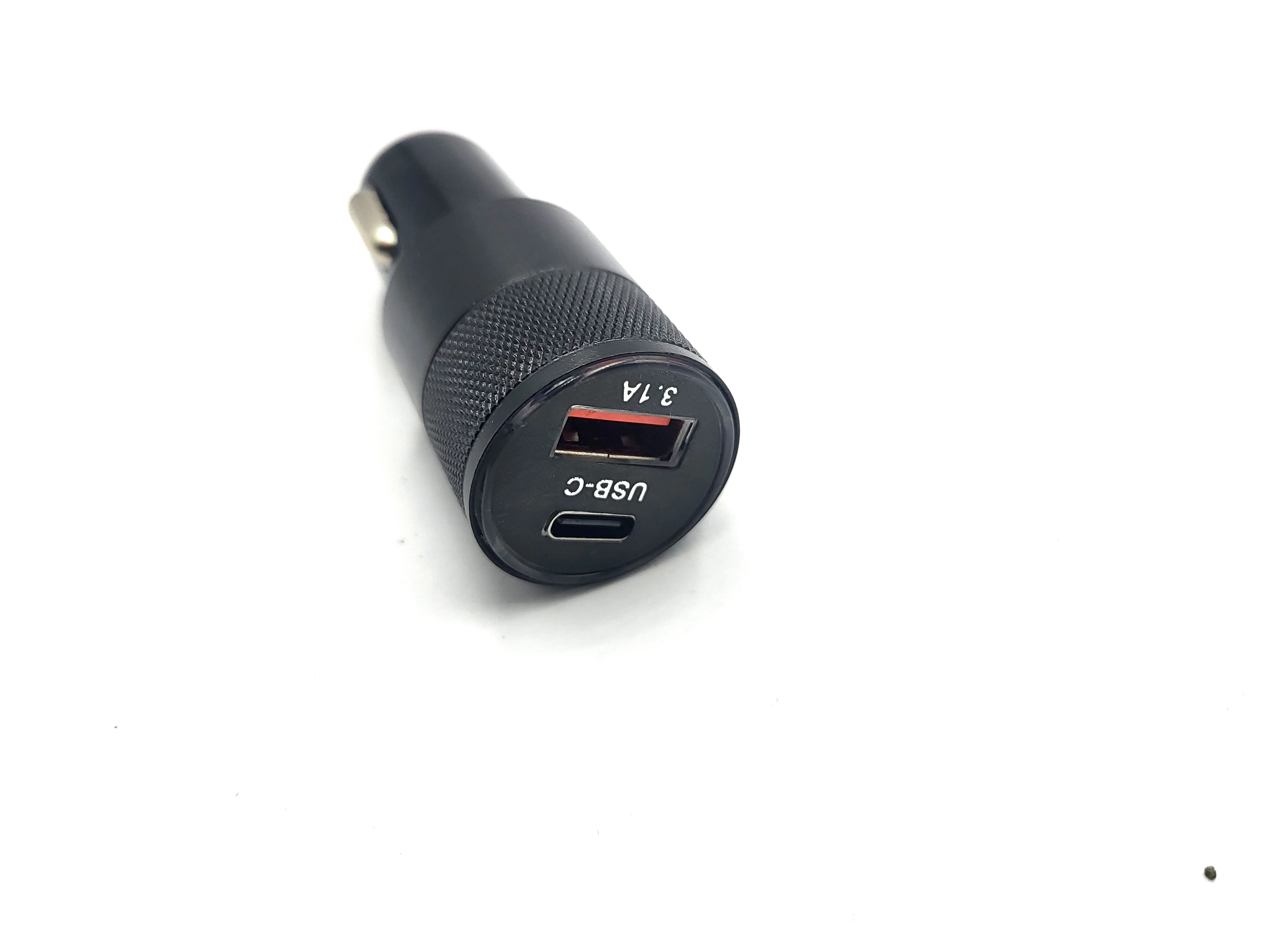 ladowarka-samochodowa-usb-loombard-5v-1000ma-ean-gtin-3303170070093