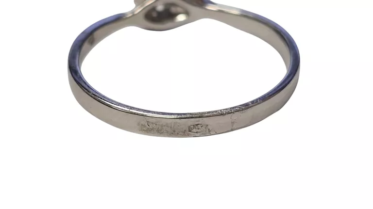 ZŁOTY PIERŚCIONEK 585 14K ROZMIAR 14 1,60G BIAŁE ZŁOTO