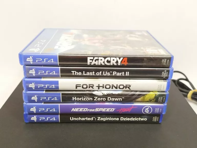 KONSOLA SONY PS4 1TB Z DWOMA PADAMI I GRAMI