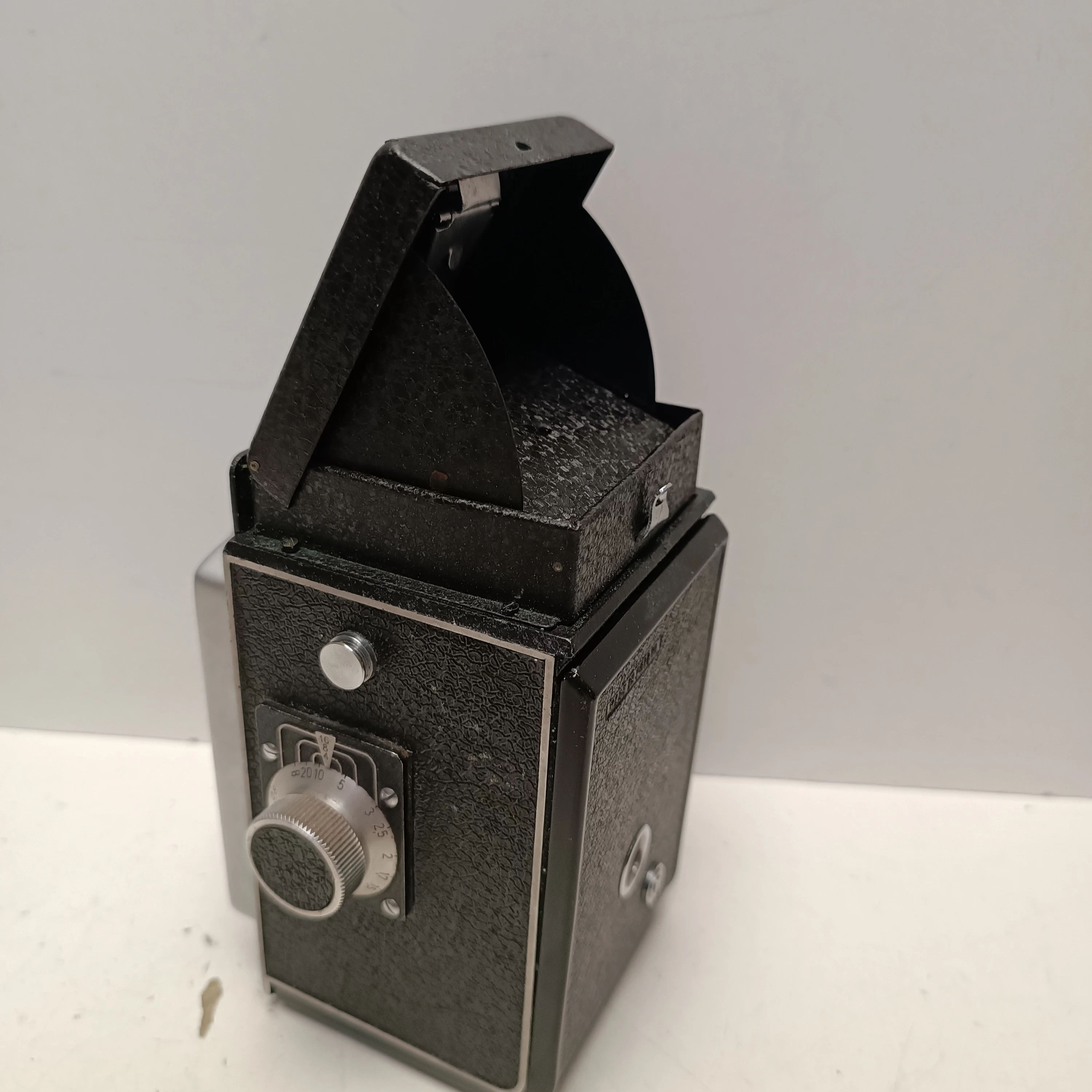 stary-aparat-fotograficzny-start-osiedle-teatralne-3u15-krakow