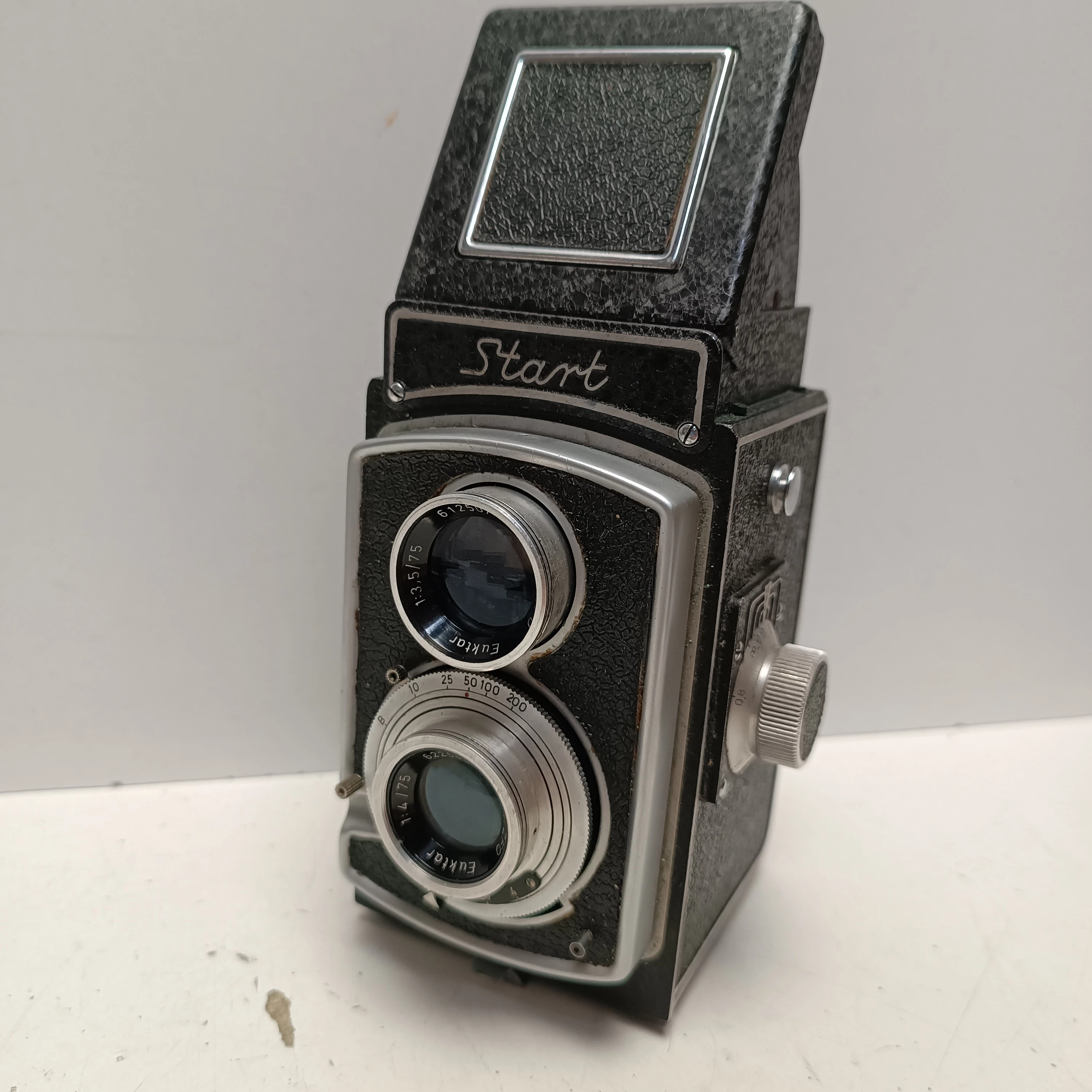 stary-aparat-fotograficzny-start-marka-wytwornia-star