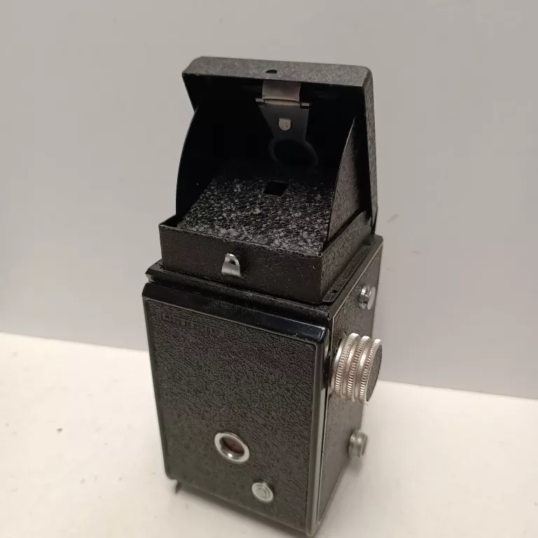 stary-aparat-fotograficzny-start-stan-11323-253798